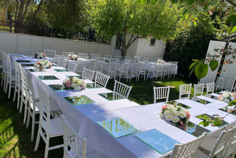 Bahçeşehir Dikdörtgen Masa Kiralama – Organizasyonlar İçin