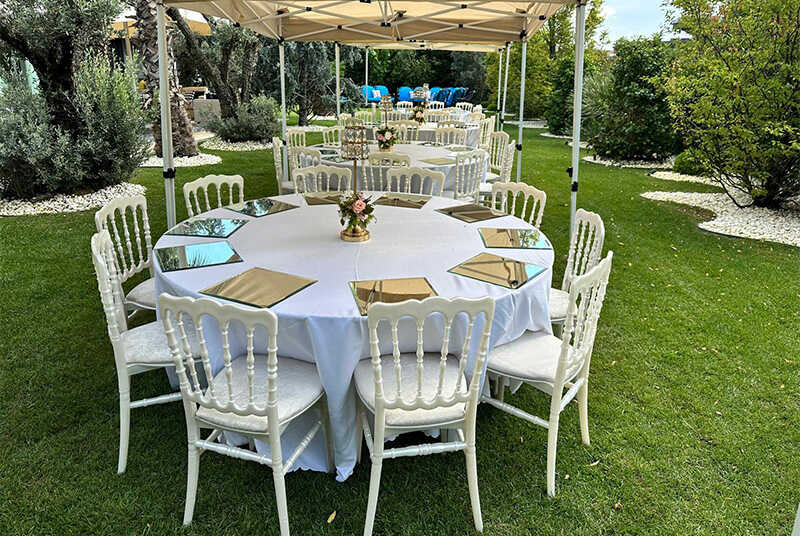 Esenler Nişan İçin Napolyon Sandalye Kiralama